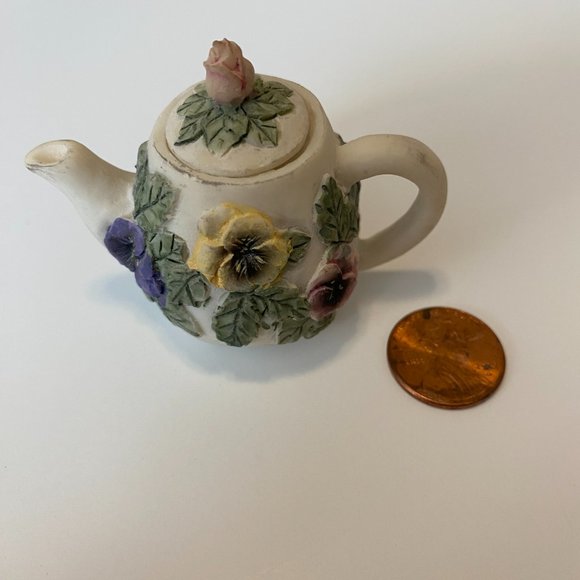 Pansy Miniature Tea Set - Picture 6 of 16